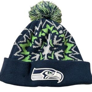 Seattle Seahawks Knit Hat NFL Cap Adult Winter Cuffed Pom Football New Era